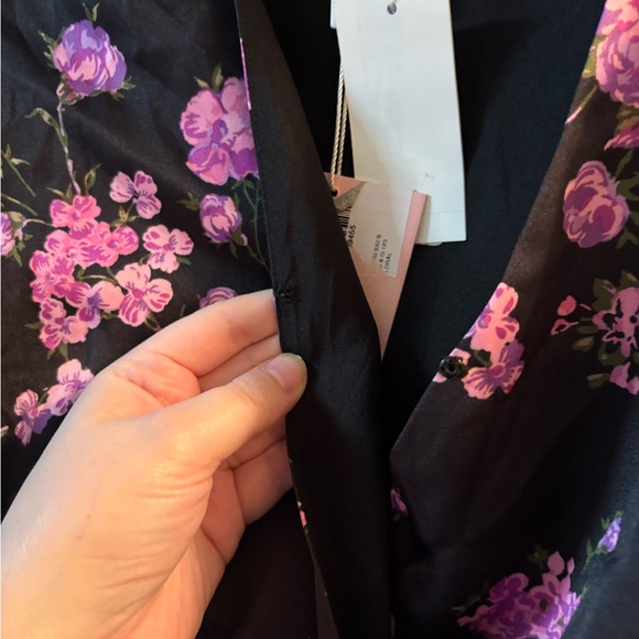 Leyden Floral Dress NWT (S) - Picture 5 of 5